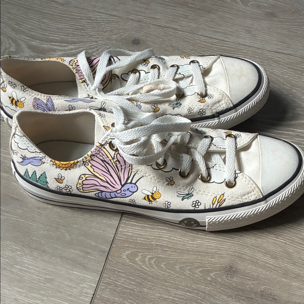 Converse Cream Canvas Sneakers with Butterfly and Bee Design